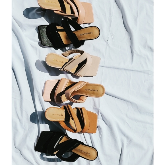 π¨LAST CHANCE// Pink heel Sandal - Picture 4 of 5